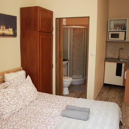 Budget Apartment บูดาเปสต์ ภายนอก รูปภาพ
