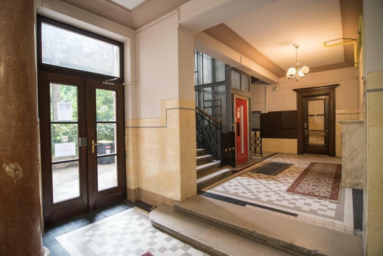Budget Apartment บูดาเปสต์ ภายนอก รูปภาพ